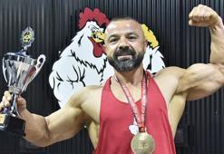 Hiperaktif olduğu için başladığı spor hayatında Türkiye'yi temsil edecek