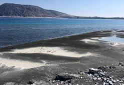Salda'da 'salyalaşma' ve 'kararma' uyarısı