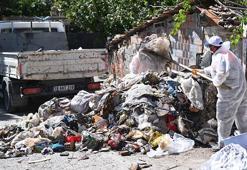 'Kötü koku' yayılan evden 2 kamyon çöp çıktı