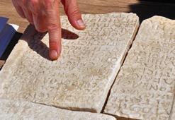 Aigai Antik Kenti'nde bulunan 1800 yıllık yazıtın sırrı ortaya çıktı