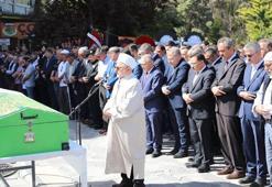 Bakan Özer, Bakan Yardımcısı Yılmaz'ın annesinin cenazesine katıldı