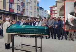 Arnavutköy’de yangında ölen otizmli çocuk son yolculuğuna uğurlandı