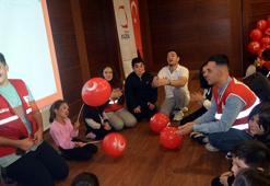 Kızılay, Avcılar’da Mevlit Kandili’nde öksüz çocukları bir araya getirdi