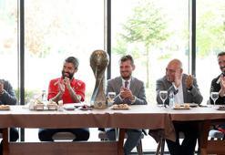 TFF Başkanı Büyükekşi, dünya şampiyonu Ampute Milli Takımı ile bir araya geldi