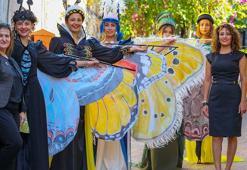 Endemik kelebeklerin kanat desenleri elbise oldu