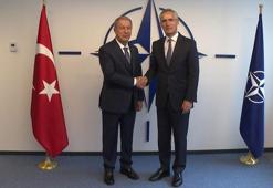 Bakan Akar, NATO Genel Sekreteri Stoltenberg ile görüştü