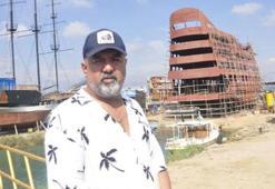 Antalya'da 5 katlı günübirlik tur teknesi inşa ediliyor