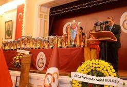 Dursun Özbek: Görevimiz, Galatasaray markasını daha yukarıya taşımak