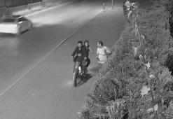 Motosikletli kapkaççılar cep telefonunu çaldı; yaşadığı şok kameraya yansıdı