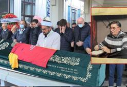Sunucu Bülend Özveren son yolculuğuna uğurlandı