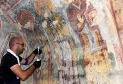 Aziz Nikolaos Anıt Müzesi'nde, 11'inci yüzyıldan duvar resimleri ortaya çıktı