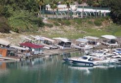 Seyhan Nehri, yüzen barakalardan temizlendi