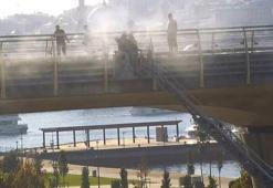 Haliç metro köprüsü üzerinde kablolar yandı, seferler durdu