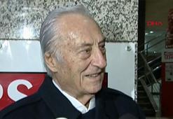 Sunucu ve yazar Halit Kıvanç, hayatını kaybetti