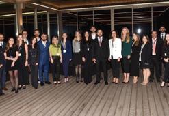 Şirket avukatları İzmir'de buluştu