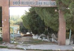Erdek'te mezar yeri sıkıntısı; kabirlerin sayısı yaşayanların üç katını aştı