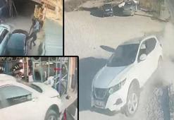 Kontrolden çıkan otomobil, oto lastik dükkanına daldı
