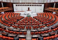 AK Parti'den siyasi partilere 'anayasa değişikliği' ziyareti