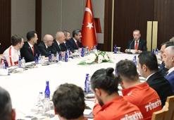 Cumhurbaşkanı Erdoğan, Türkiye Ampute Futbol Milli Takımı'nı kabul etti