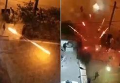Sokak ortasında havai fişeklerle çatıştılar