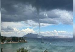 Moments of tornadoes in Datca and Alanya on camera