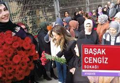Ataşehir'de samuray kılıcıyla öldürülen Başak Cengiz ölümünün 1'inci yıldönümünde anıldı