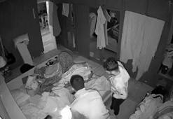 Evlerden 381 bin liralık hırsızlık yapan 3 şüpheli, kamera görüntülerinden yakalandı