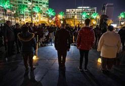 İzmir, Ata’ya saygı nöbetinde