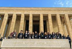 Hayalime Ortak Ol Derneği, öğrencileriyle 10 Kasım’da Anıtkabir’i ziyaret etti