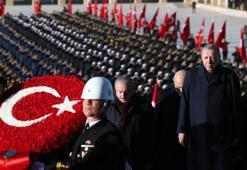 Atatürk, Anıtkabir'de anıldı