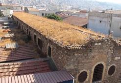 İzmir'deki tarihi hanın restorasyonu için yıllar sonra ilk adım