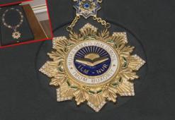 Özbekistan’da Erdoğan’a verilen iki nişan