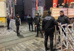 İstiklal Caddesi, beton saksılar kaldırıldıktan sonra yaya trafiğine açıldı