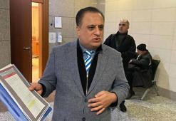 Ayna grubunun solisti Erhan Güleryüz ile mahkemelik olan Erol Köse hakim karşısına çıktı