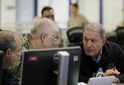 Bakan Akar: Terör örgütünün sözde karargahları tam isabetle vuruldu