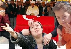 Karkamış şehidi Ayşenur öğretmen ve küçük Hasan toprağa verildi