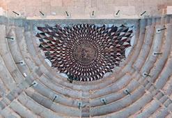 Medusa mozaiği, üzeri örtülerek kış şartlarından korunacak