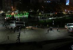 Taksim'de yasağa rağmen '25 Kasım' eylemi yapmak isteyenlere polis engeli