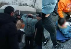 Arnavutköy'de kapısı açık minibüsten düşüp yaralandı