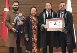 62 yaşında avukat oldu, cübbesini torununun da katıldığı törenle giydi