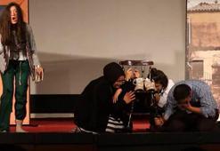 Polisler, farkındalık için tiyatro yazıp oynadı