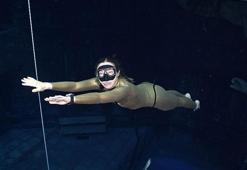 Şahika Ercümen'in hedefi; Cumhuriyet'in 100. yılında 100 metreden derine dalmak