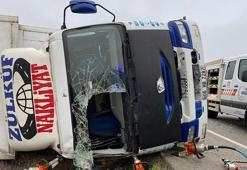 Sivas'ta nakliye kamyonu devrildi: 1 ölü, 1 yaralı