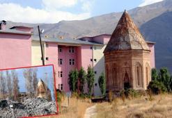 Tarihi yapının siluetini bozan o yurt yıkıldı