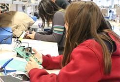 Mühendislik fakültelerindeki kız öğrenci sayısında artış