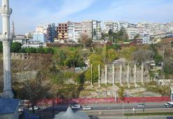 Tarihi hamam evsizlere barınak oldu