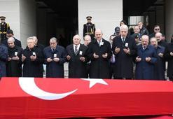 Eski İçişleri Bakanı Bayar, son yolculuğuna uğurlandı