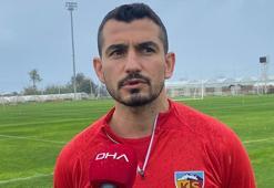 Emrah Başsan: Hocamız adı gibi çağdaş bir futbol oynatıyor