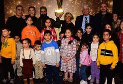 Romatoloji hastası çocuklara NBA sergisi ve ünlü isimlerle tanışma sürprizi