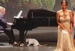 Süreyya Operası'nda gülümseten anlar